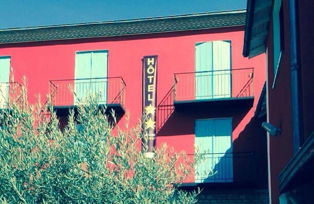 Hôtel de La Beauronne Chancelade Exterior foto